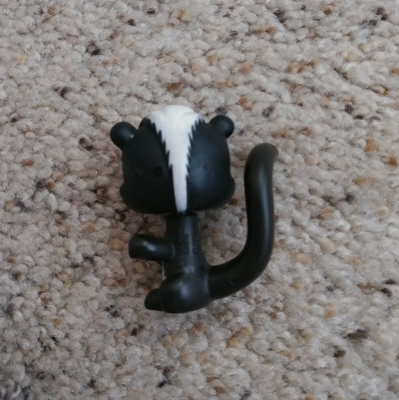 Littlest pet shop skunk - Picture 3 of 3